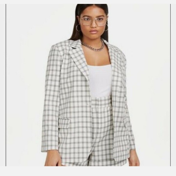 DANIELLE BERNSTEIN Jackets & Blazers - Danielle Bernstein Blazer
